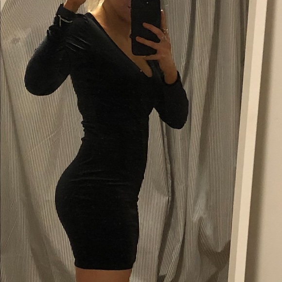 Little black dress - Picture 3 of 5